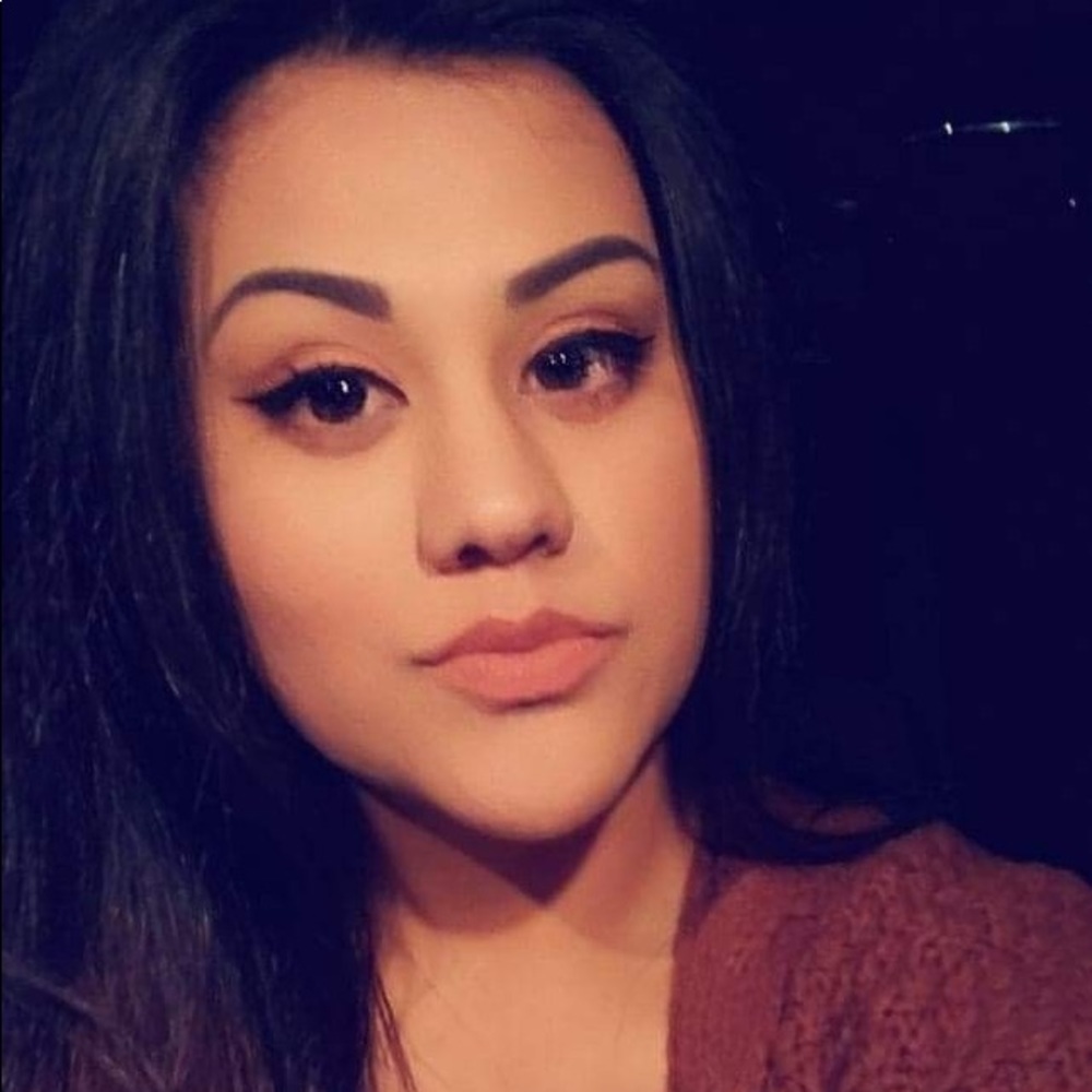 Meet your Posher, Alyssa